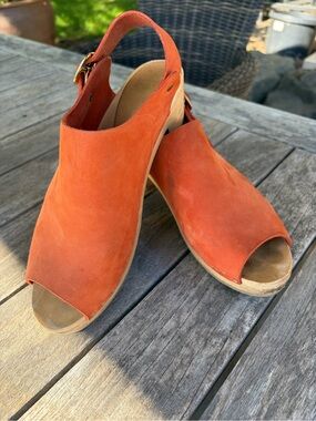 Bryr Orange Suede Open-Toe Slingback Clogs